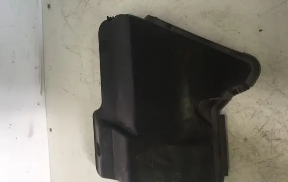 BMW X5 E70 Fuse box cover 7555102