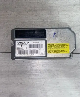 Volvo S70 V70 V70 XC Airbag control unit/module P30667469 0285001655 050256123207
