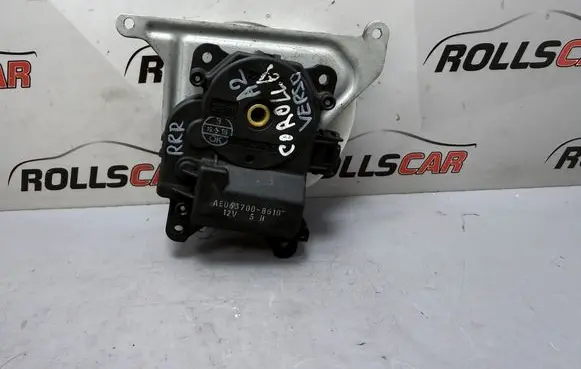 Toyota Corolla Verso E121 Air flap motor/actuator AE0637008610