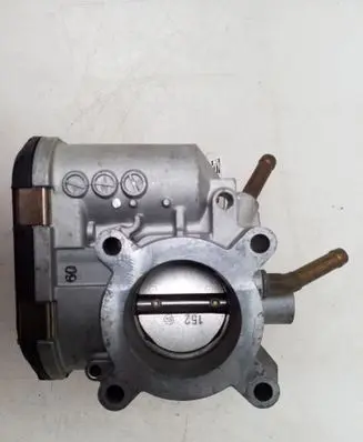 Volkswagen Polo III 6N 6N2 6NF Throttle valve 030133062C