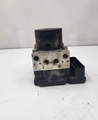 Volvo S60 ABS Pump 31423348