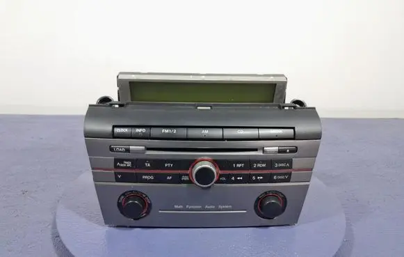 Mazda 3 I Radio/CD/DVD/GPS head unit BR2B66AR0