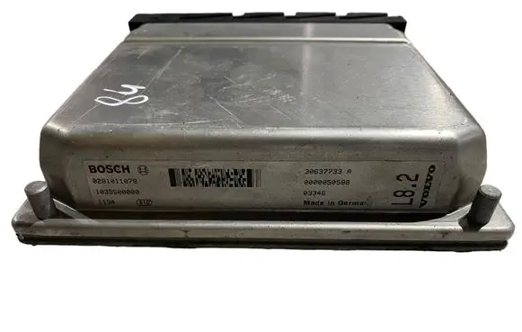 Volvo XC90 Engine control unit/module 30637733A 0281011078 1039S00000