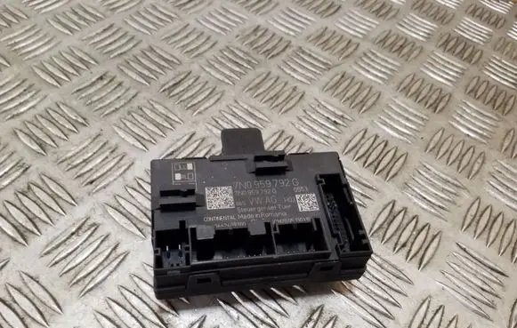 Skoda Yeti (5L) Door control unit/module 7N0959792G 2840662409300