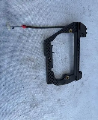 BMW 5 E39 Front door exterior handle/bracket 51218245352