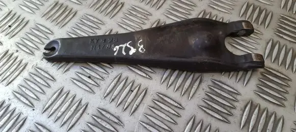 Renault Clio II Clutch release arm fork 