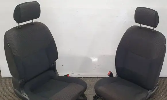 Nissan e-NV200 Seat set 