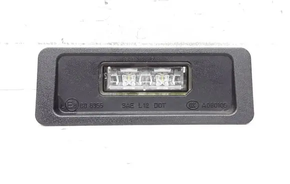 Volvo V40 Number plate light 31352526 E8006355