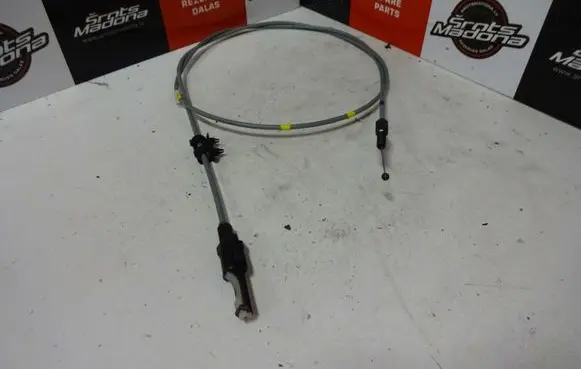 Volvo S70 V70 V70 XC Gear shift cable linkage 9181371