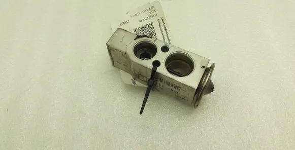 Land Rover Range Rover Sport L320 Air conditioning (A/C) expansion valve 4475003410 MF4475003410