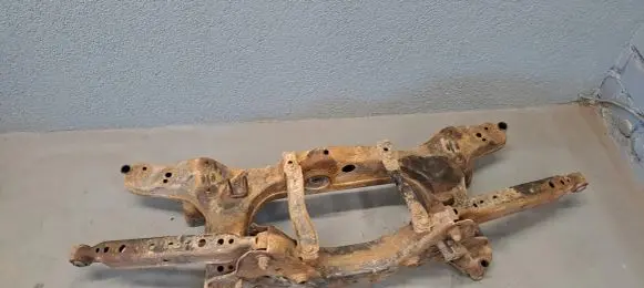 Nissan Qashqai Rear subframe 