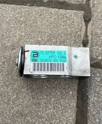 Citroen C4 I Air conditioning (A/C) expansion valve 7007758