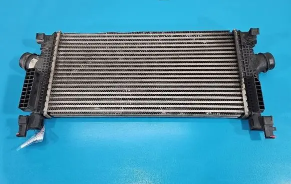 Opel Astra J Intercooler radiator 13267646 IMPRK1580228