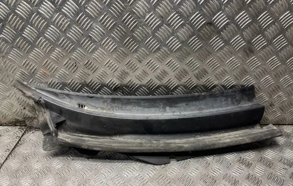 Ford Mondeo Mk III Wiper trim 1S71F02216A