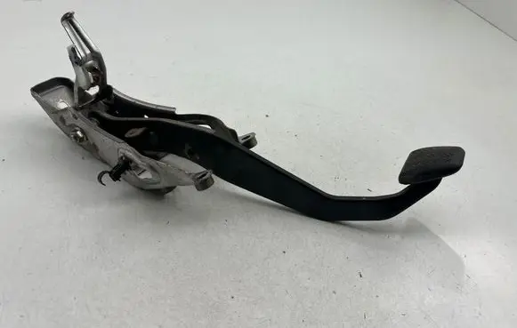 Toyota Corolla E140 E150 Clutch pedal 
