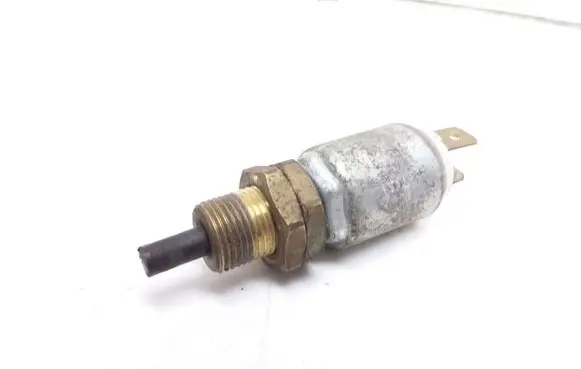 Mercedes-Benz 207 310 Brake pedal sensor switch