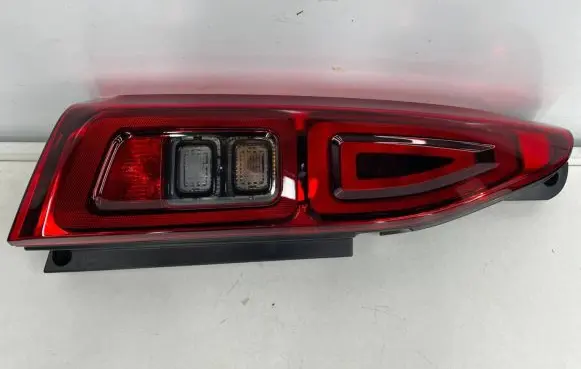 Opel Combo E Rear/tail lights 9819649280