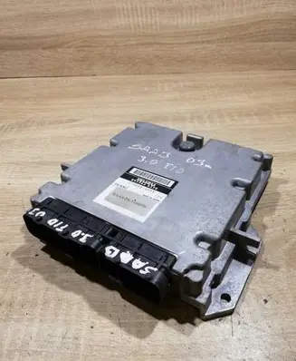 Saab 9-5 Engine control unit/module ECU 8973635370 2758000995