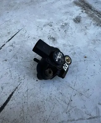 Mercedes-Benz Vito Viano W447 Air pressure sensor A6511530041 A0101537228 0261230440