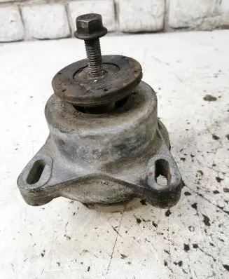 Ford Transit Engine mount bracket