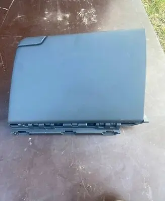 KIA Niro Glove box