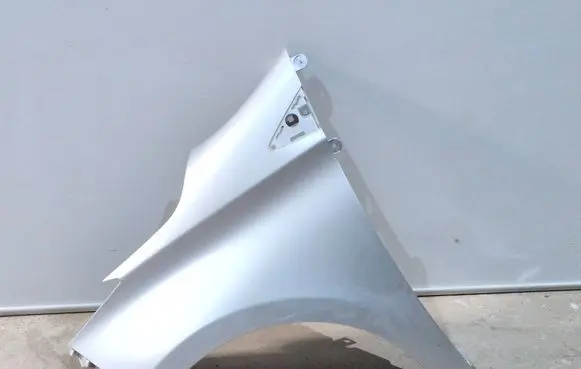 Renault Zoe Fender 631018491R 631472191R