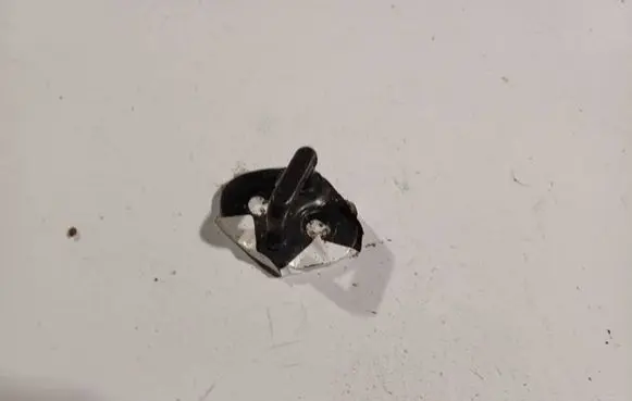 Hyundai Santa Fe Front door lock loop/hook striker 