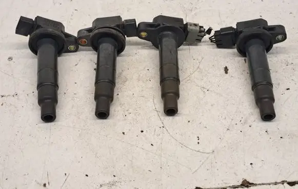 Toyota Prius (NHW20) High voltage ignition coil 9091902240