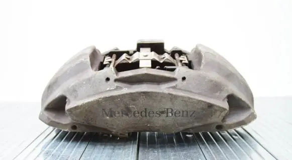 Mercedes-Benz GLC X253 C253 Front brake caliper