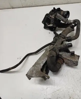 Thermostat/thermostat housing