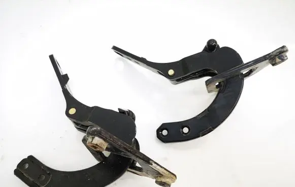 Volvo V70 Tailgate/trunk/boot hinge 8643158 8643157