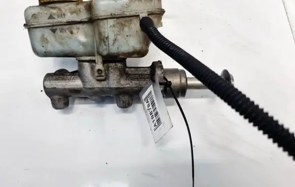 Skoda Roomster (5J) Master brake cylinder 
