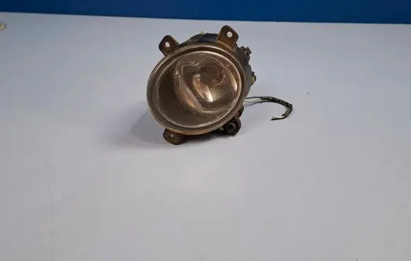 Ford Mondeo Mk III Front fog light 1S7115K202AC 0305062001 1305600089