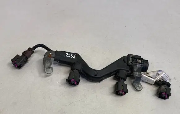 Opel Insignia A Fuel injector wires 55567592 5572001