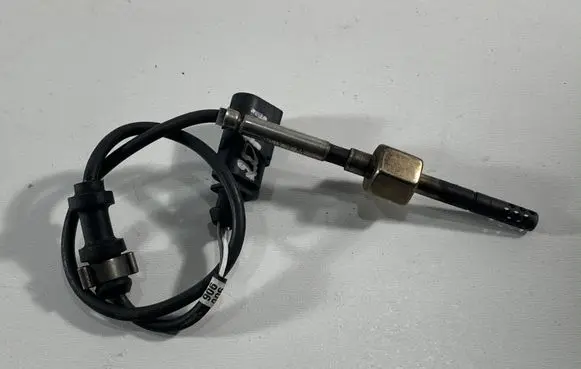 Audi A3 S3 8P Exhaust gas temperature sensor 06F906088