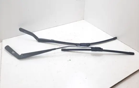 Porsche Panamera (970) Front wiper blade arm 97062802701 97062802900