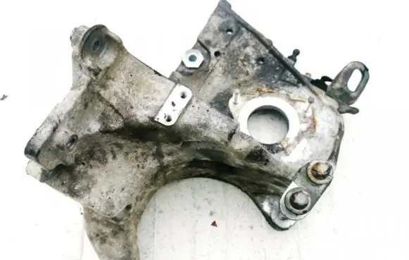 Opel Vectra C Engine mounting bracket