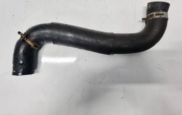Subaru Legacy Engine coolant pipe/hose