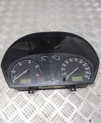 Skoda Fabia Mk1 (6Y) Speedometer (instrument cluster) 6Y0920880E
