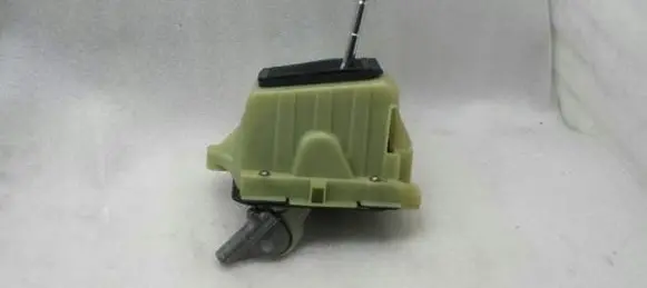 Mercedes-Benz E C207 W207 Gear shifter/selector A2042678124