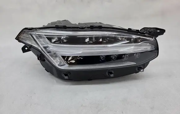Volvo XC90 Headlight/headlamp 32404716 SP32404716