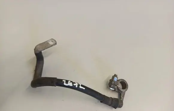 Volkswagen Touran I Negative earth cable (battery) 