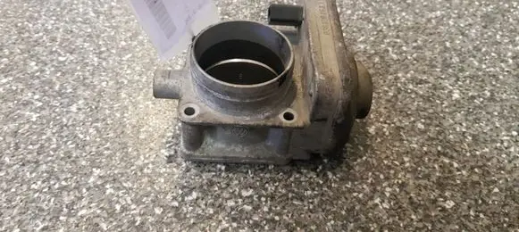 Volkswagen Caddy Throttle valve 038128063J