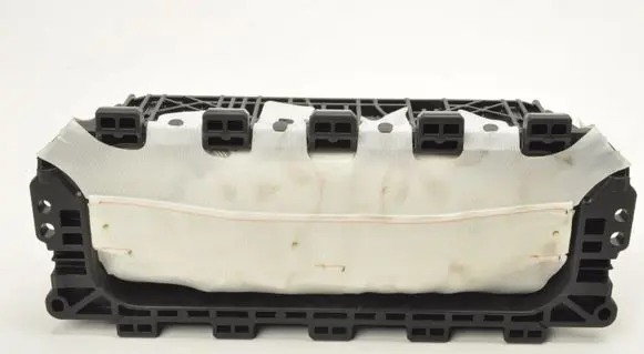 BMW 4 G22 G23 G24 G26 Passenger airbag 6804063
