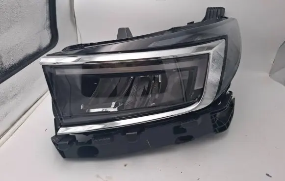 Opel Grandland X Headlight/headlamp 9850145980