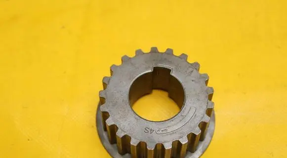 Ford Kuga II Crankshaft gear 