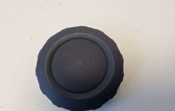 Volkswagen PASSAT B8 Seat adjustment knob 5G4881671