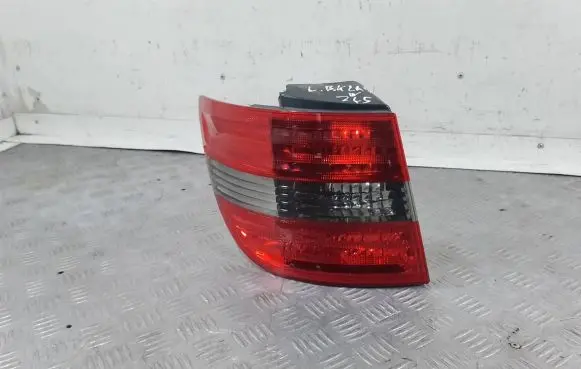 Mercedes-Benz B W245 Rear/tail lights 1698202364
