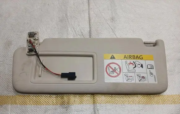 Volkswagen PASSAT B8 Sun visor