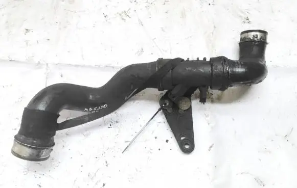 Mercedes-Benz C W203 Intercooler hose/pipe a2035281582